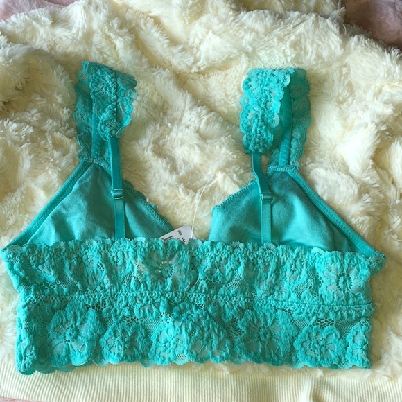 SOLD! 🆕New Aerie Bralette in turquoise - Picture 2 of 3